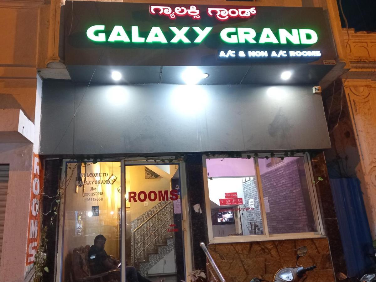 Galaxy Grand Hotel Mysore Ngoại thất bức ảnh